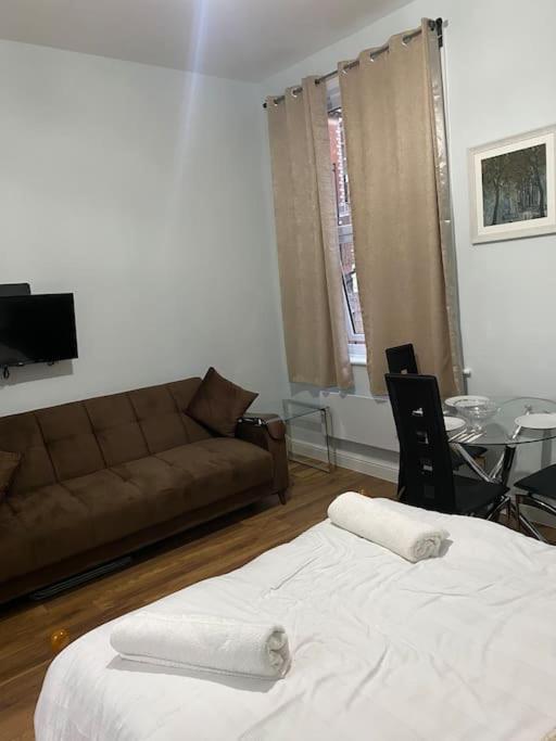 007- S1Premium Location Studio Apartment Central Londra Dış mekan fotoğraf